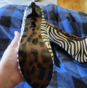 Zebra pumps